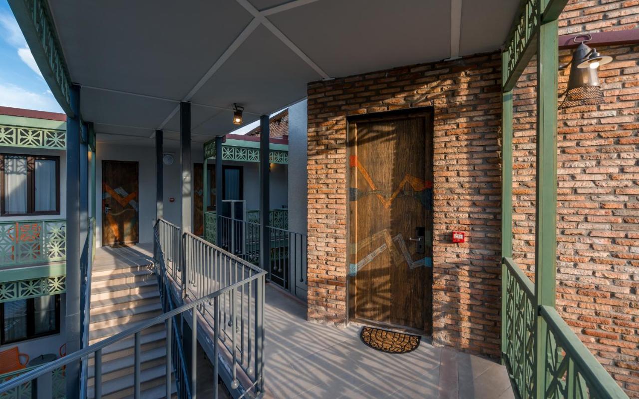 Boutique Kosher Hotel Tourfa Тбілісі Екстер'єр фото