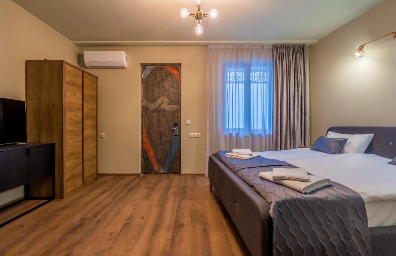 Boutique Kosher Hotel Tourfa Тбілісі Екстер'єр фото