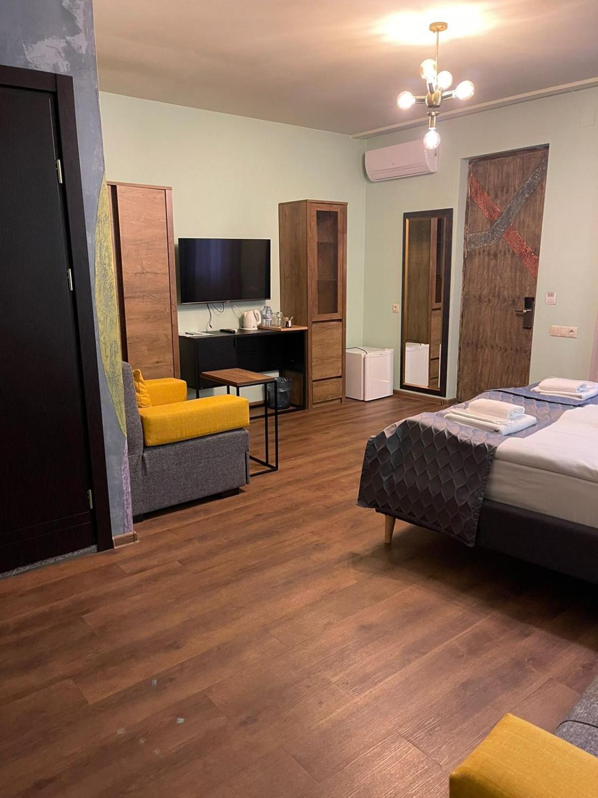 Boutique Kosher Hotel Tourfa Тбілісі Екстер'єр фото